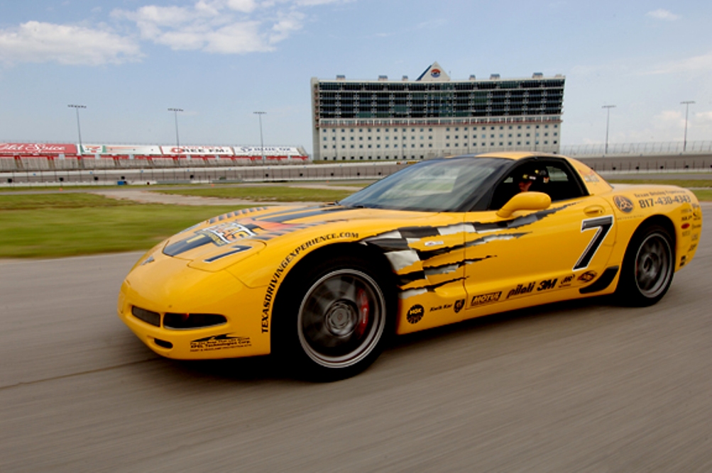 Total Driving Experience in 450+ Horsepower Z06 Corvette