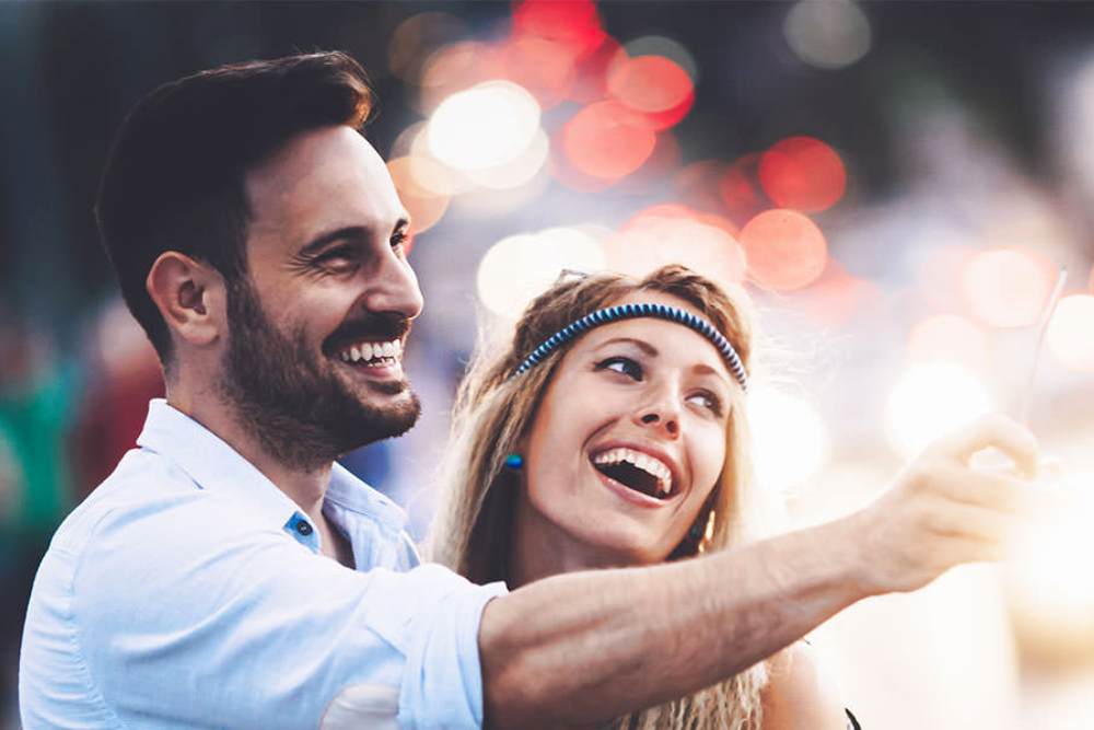 Let's Roam Introduces Date Night Scavenger Hunts in 400+ Cities