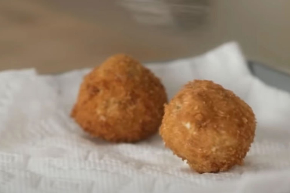 VIDEO: Make Giada De Laurentiis' Crispy Turkey Bites from Thanksgiving Leftovers