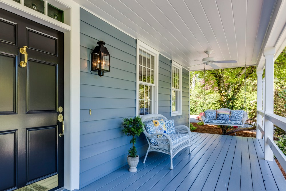 Home improvements can be an excellent way to enhance your home and make your property appeal more to potential buyers. 5 Simple Ways to Boost Your Property Value