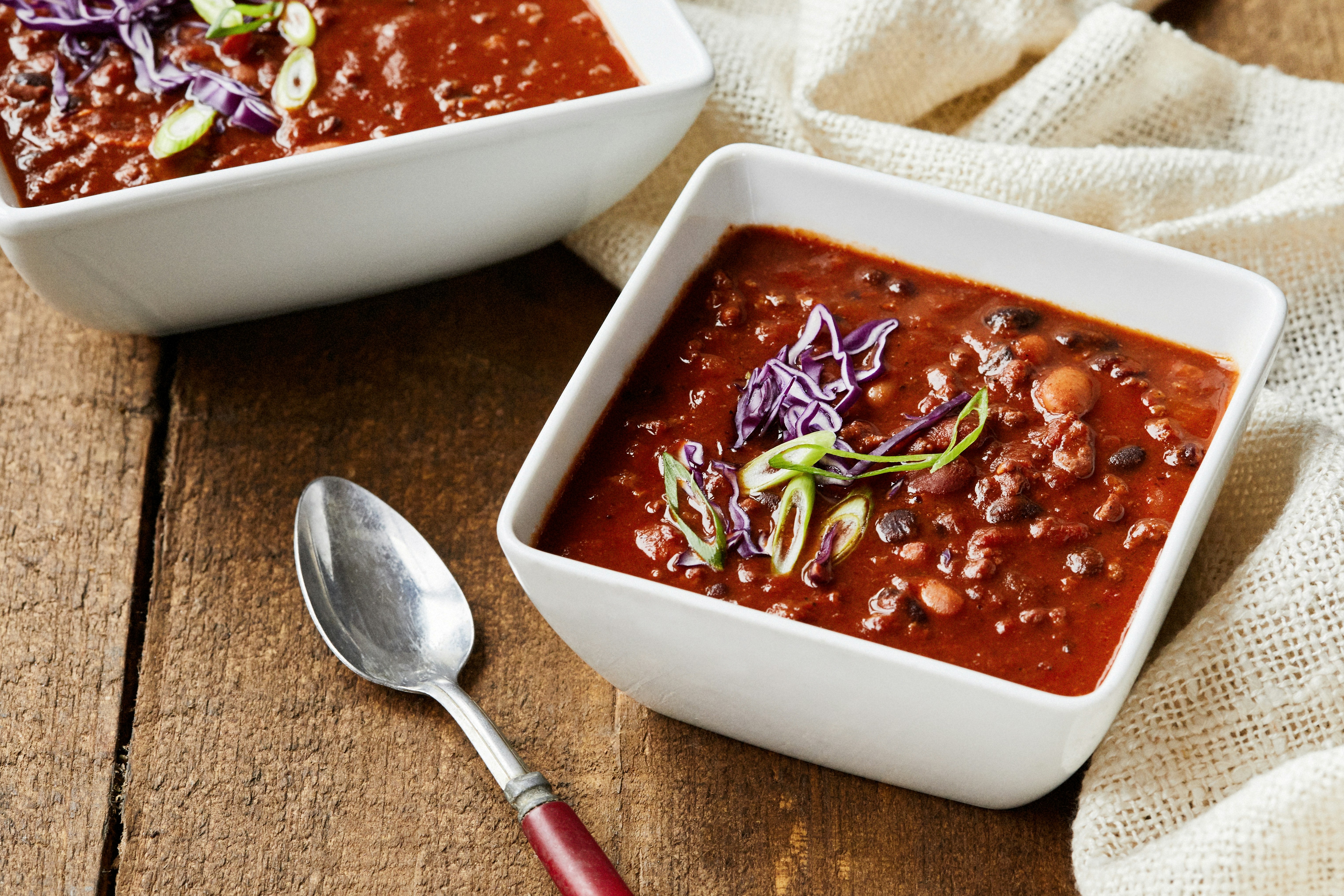 Lovers of hot chili and cold beer eagerly anticipate this annual event featuring a variety of locally-crafted beers and chili cook-off teams. aga's Chili Quest and Beer Fest Returns to the Strand Historic District | Galveston Island, Texas, USA