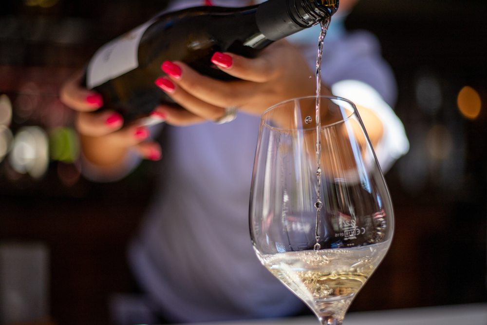 The event features an all-star lineup of chefs, food and wine tastings, live music, hands-on grilling demonstrations, and more. Austin Food and Wine Festival Showcases Culinary All-Stars and Cooking Demonstrations | Austin, Texas, USA