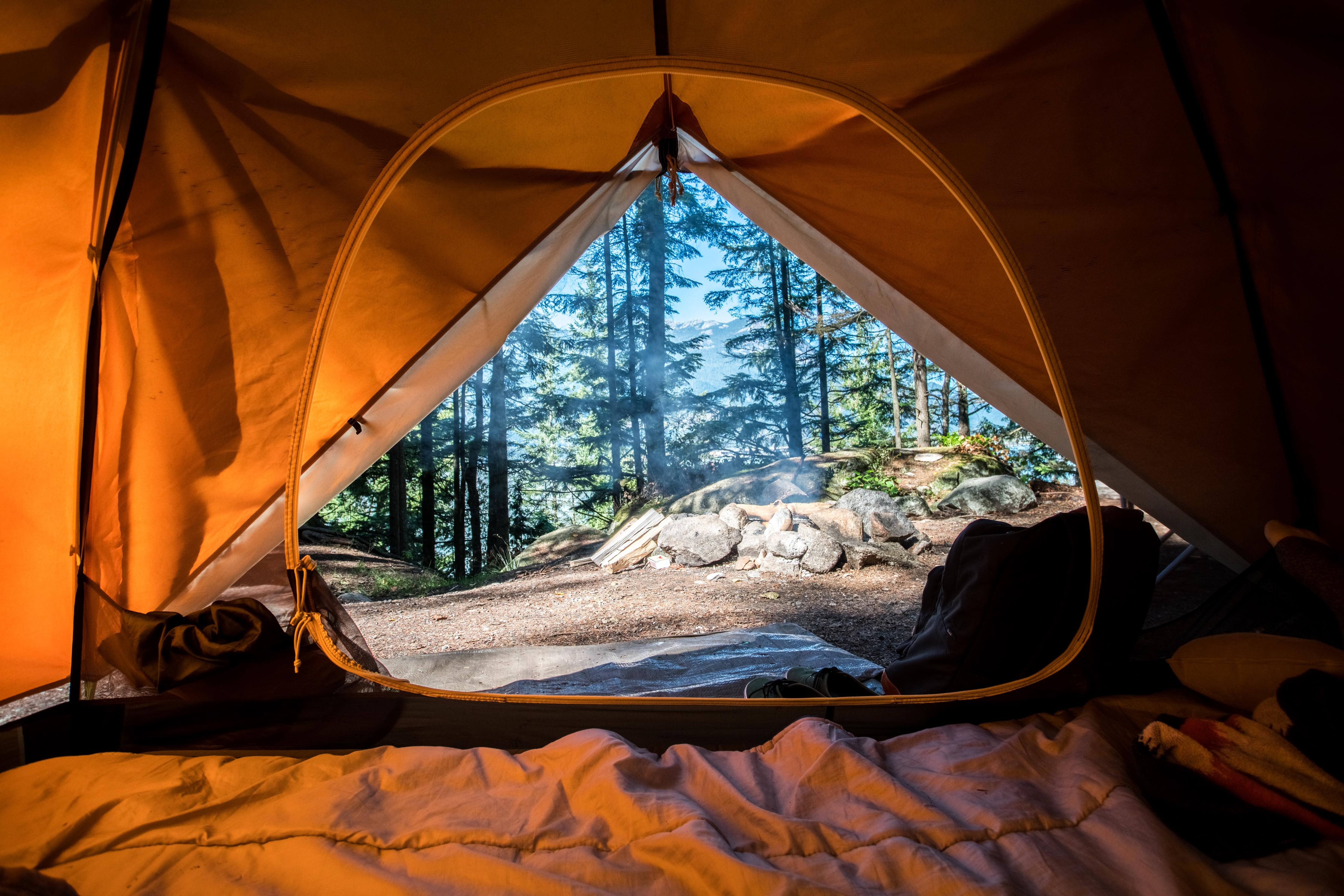 5 Camping Essentials for Beginners