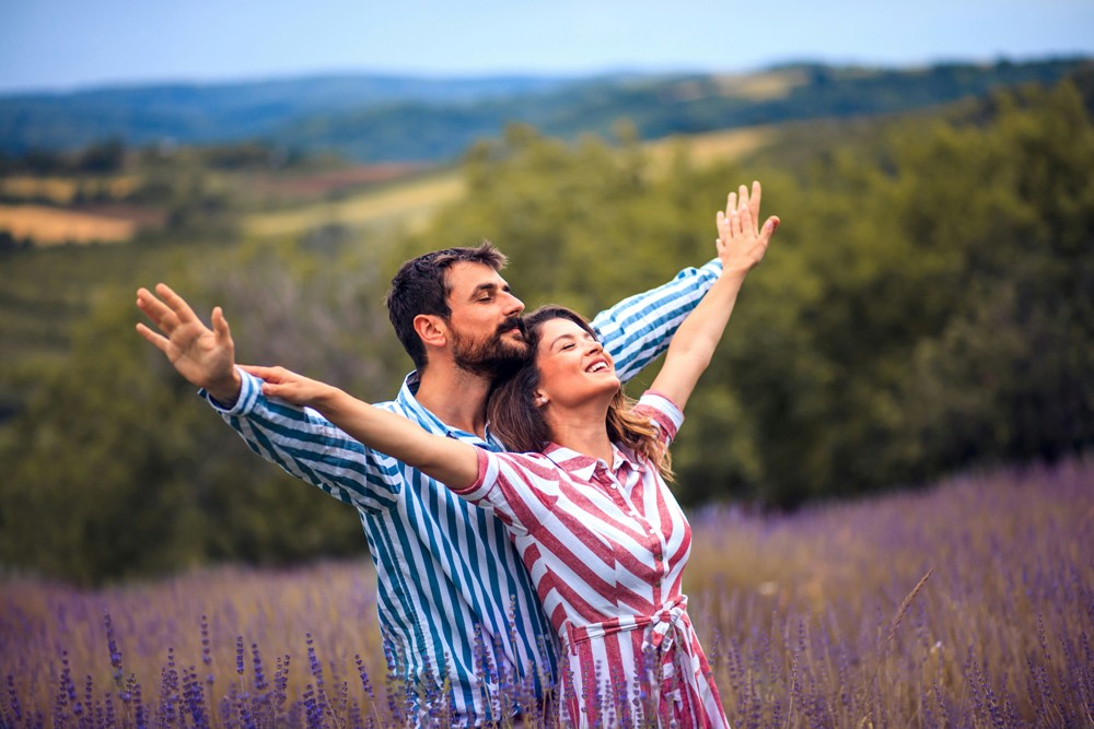 The spring season is a perfect time to spend quality time with your family outdoors and enjoy the beauty of nature. 10 Things to Do as a Family in the Spring