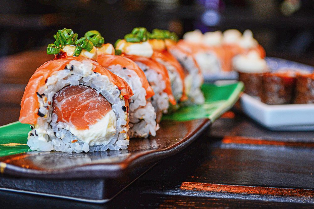 Dining-Cuisine-Asian-Japanese-1000 Places to Eat near Me : Discover the Best Local Eateries