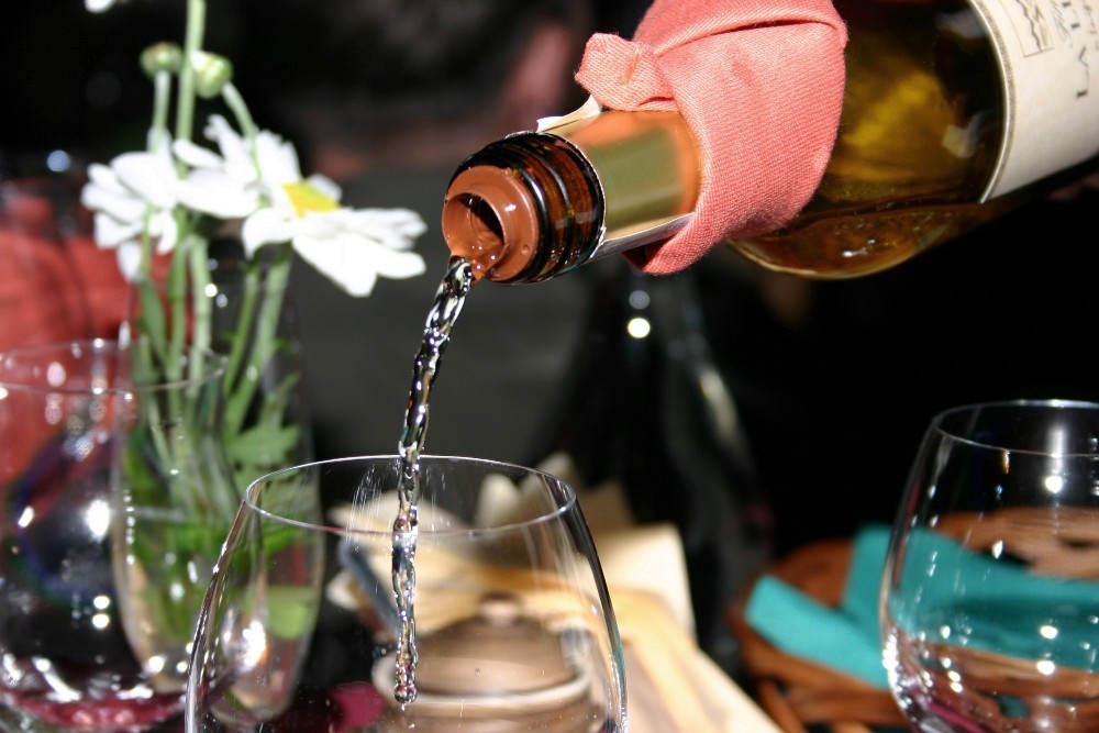 Find top wine bars and lounges on The Flash List's dining guide of the best local eateries and food options in the San Antonio area. Wine Bars and Lounges | Cuisine | Dining | Search Restaurants and Find Places to Eat in San Antonio, Texas, USA