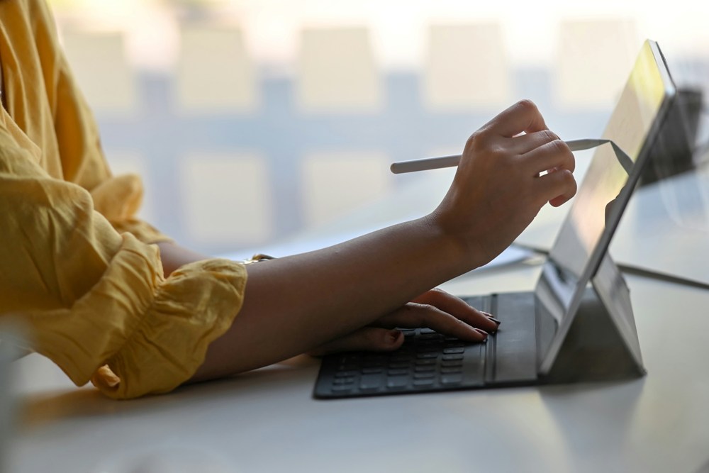 The Flash List offers link insertions into existing articles and guest post publication for reputable partner agencies. Sponsored Posts, Guest Posts, Affiliate Link Insertion Placement, Blogger Outreach
