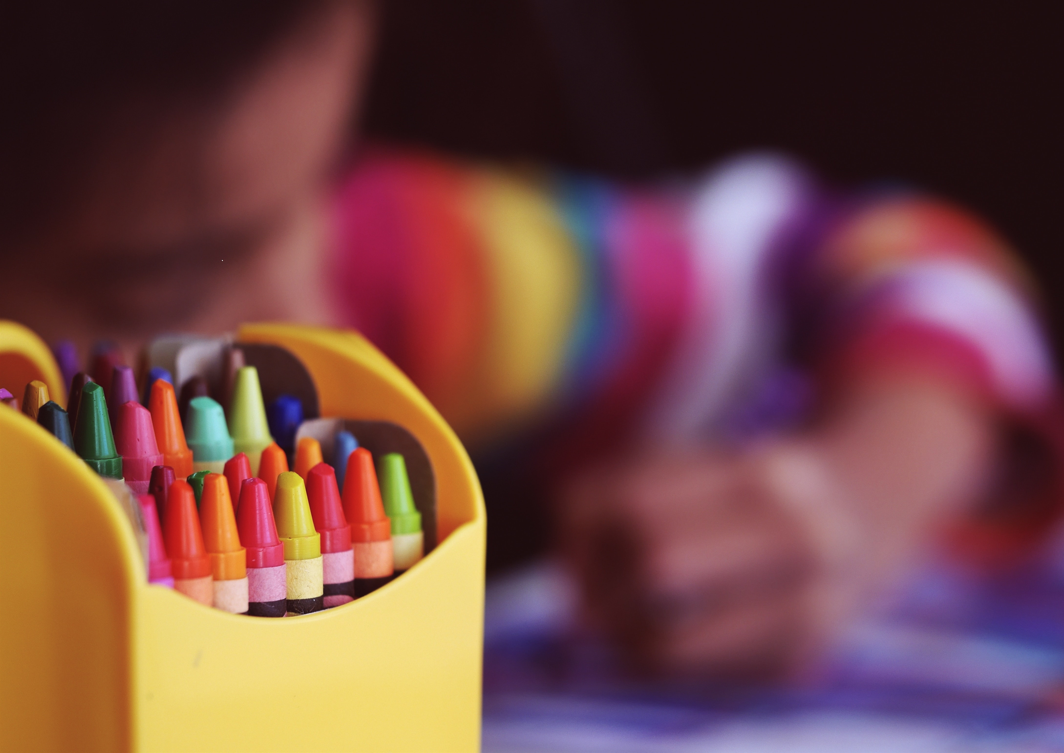 From traditional daycare to learning centres, parents must consider a variety of factors to ensure they are making the right choice. Early Learning Center Versus Traditional Daycare