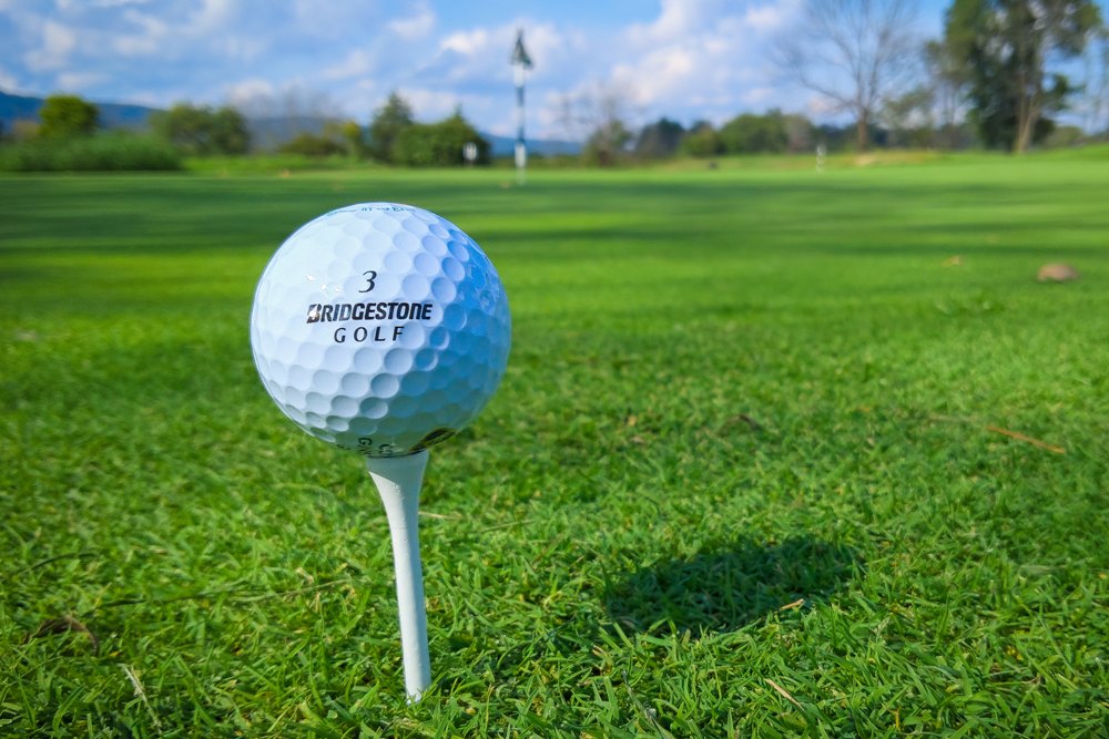 Whether you're a seasoned player or just starting out, the right golf set can make all the difference in your game. Make Tee Time Easier With the Cobra Fly XL Golf Set
