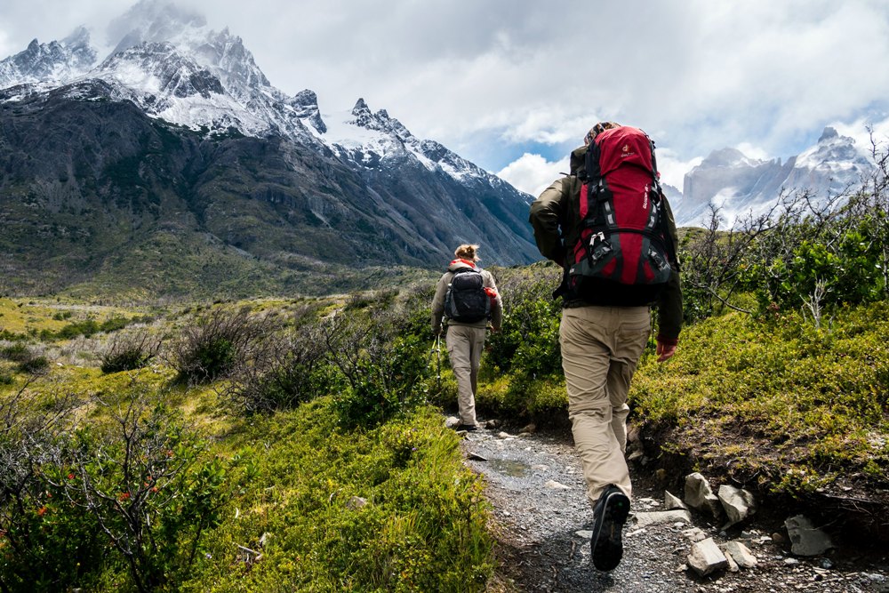For couples who prioritize fitness and adventure, there are plenty of fun and active ways to bond while getting a good workout in. 10 Fitness-Related Date-Night Ideas for Active Couples