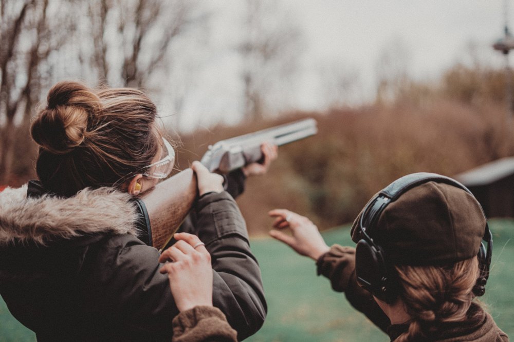 A number of advantages make it well worth learning to shoot from an air rifle correctly. Shooting an Air Rifle With Accuracy and Reliability