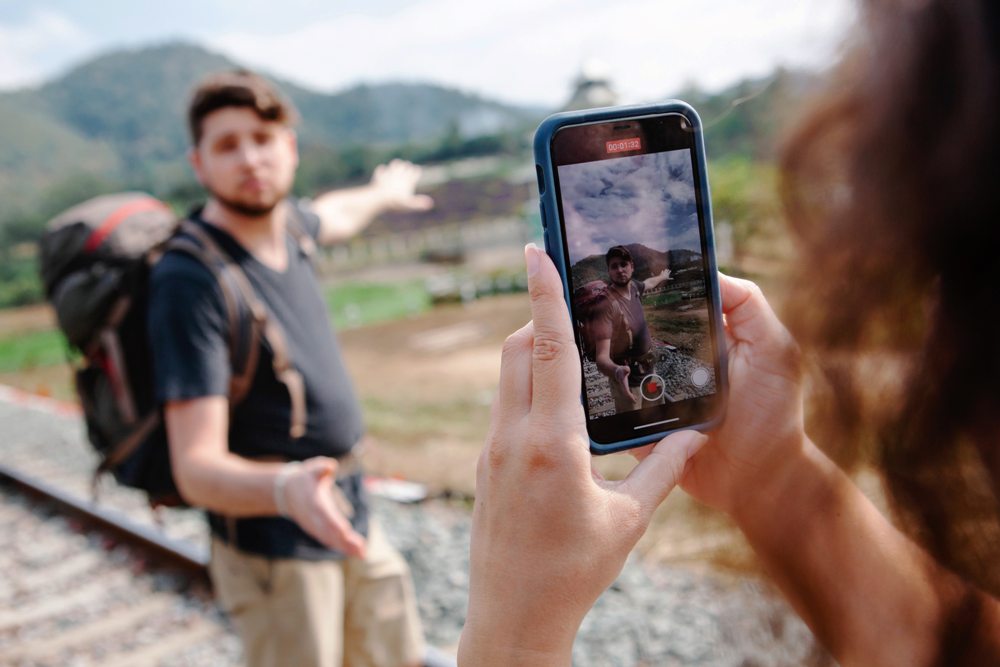 If you enjoy your travel experience, having a travel journal can hlp you recall details and key moments along the way. 4 Great Reasons to Keep a Travel Journal