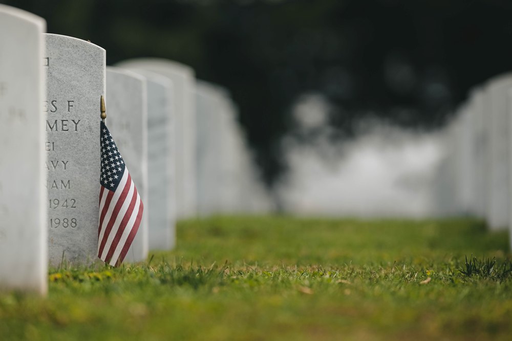 Pay tribute to the memory of those in the military and spend quality time with your family as this solemn holiday approaches. Memorial Day Movies to Watch with Your Family