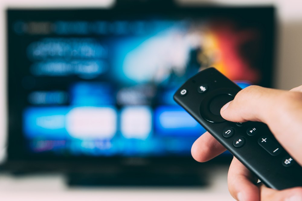 Learn what Chromecast is, the steps to using it, and alternatives to consider if you don't have it. How to Use Chrome Cast and Stream to Your TV