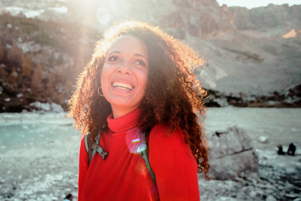Aging is a natural process, but there are many things you can do to look and feel more youthful. 13 Tips to Age Beautifully and Gracefully