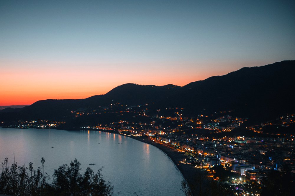 With its picturesque landscapes, friendly locals, and unique experiences, Demirtas is a hidden gem worth exploring. 3 Reasons to Visit the Demirtas District of Alanya, Turkey