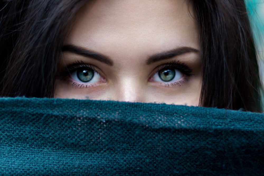 Certain signs and behaviors, while not definitive, can often indicate an underlying affection or interest. 8 Signs a Woman Is Secretly Attracted to You