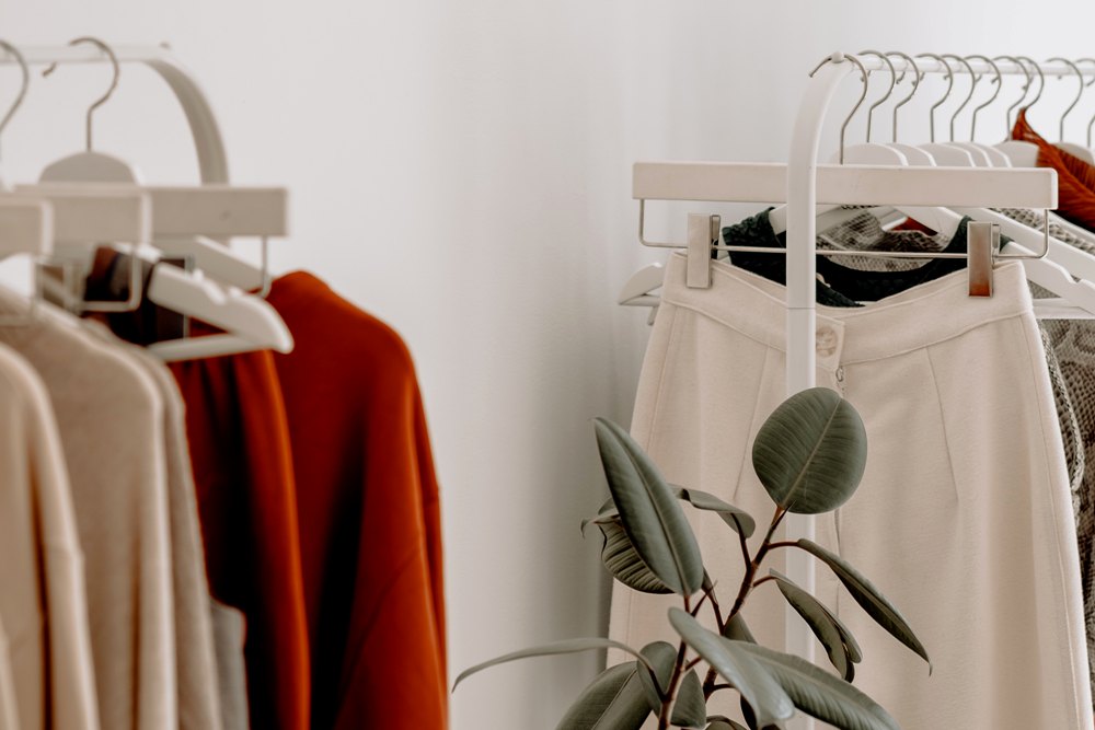 Gaining recognition and representation within the industry, more brands are now offering diverse sizes to cater to different body types. Navigating the Extremes of Petite and Plus-Size Fashion