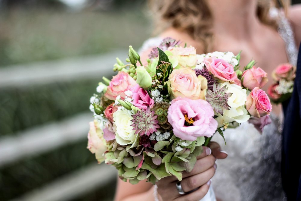 Your flowers could look incohesive against your overall wedding day concept without a floral theme. 5 Floral Themes for Your Wedding