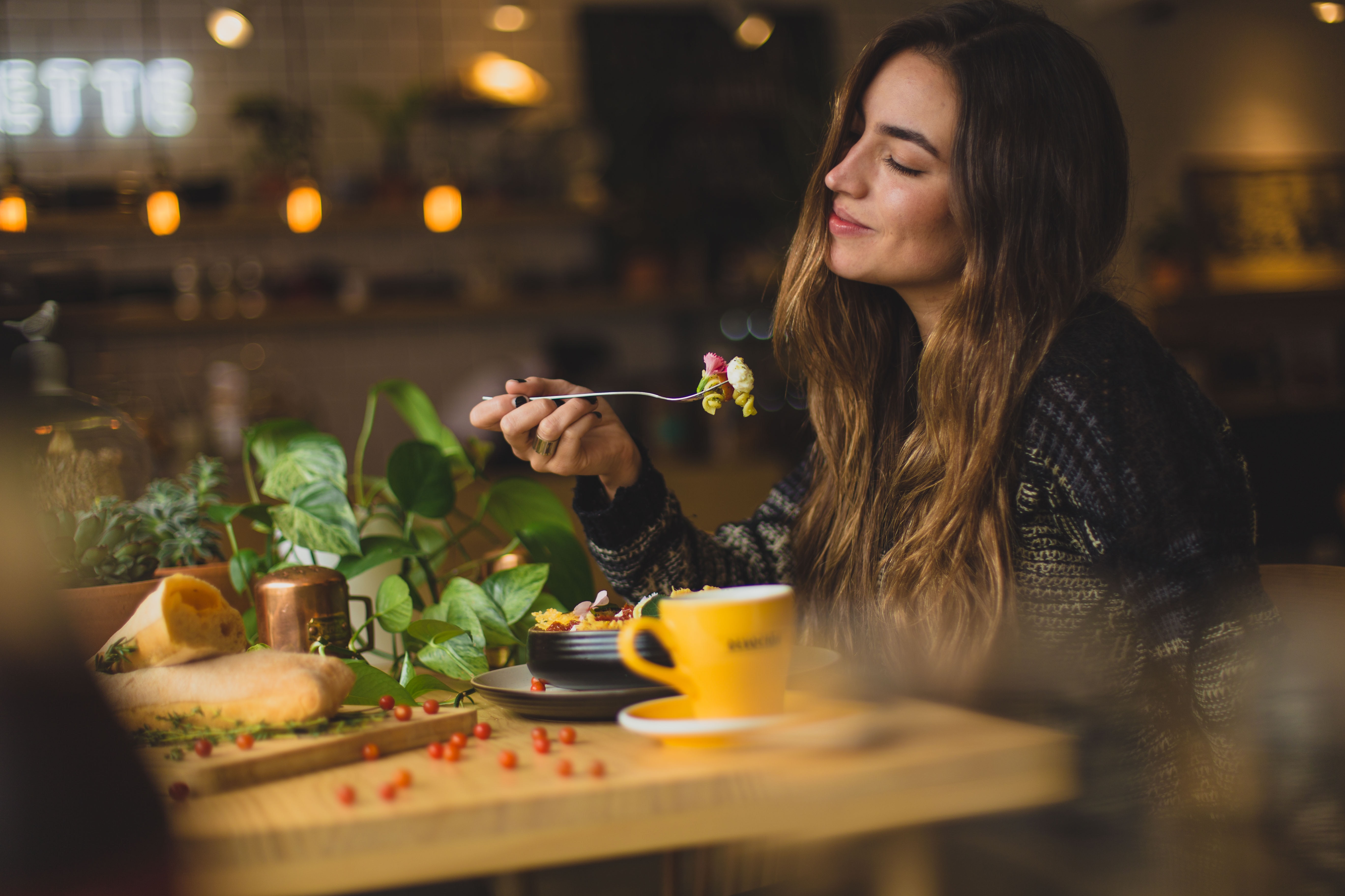 This Italian region receives outstanding recognition as a must-visit location for flavor enthusiasts. Reasons That Epicureans Savor Tuscany