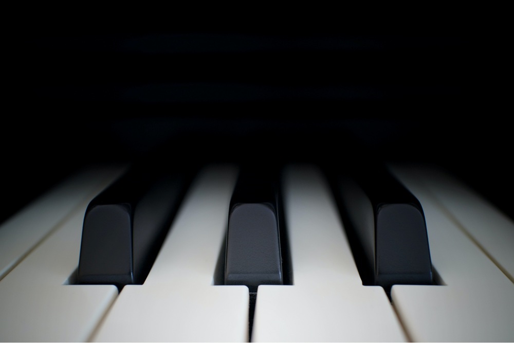 From Latin American rhythms to soulful melodies of Asia, online classes offer a blend of musical instruction and cultural immersion. Discovering Cultures Through Online Piano Classes