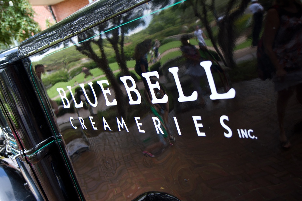 blue bell creamery tours