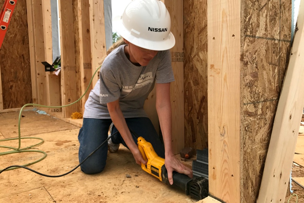 From debunking common misconceptions to using power tools on site, this now-veteran volunteer highlights a few interesting facts. Things I Learned Working with Habitat for Humanity