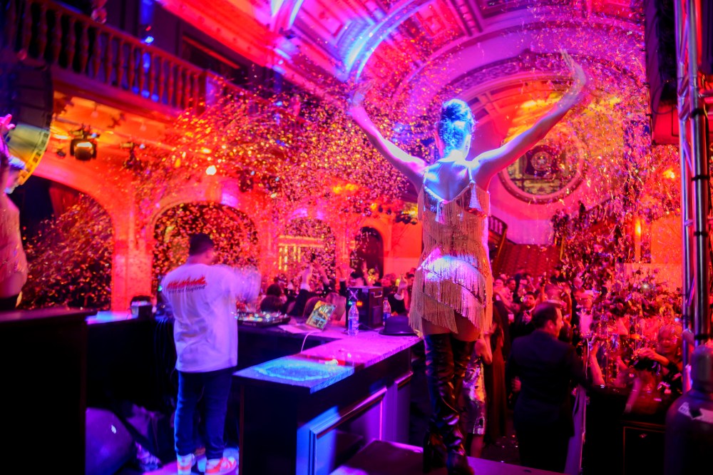 From train depot to nightlife space, the revived historic venue now hosts global DJs and entertainers in an intimate space. 1902 Nightclub Brings Premiere Entertainment to South Texas