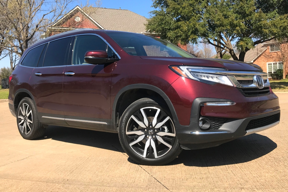 Noteworthy aspects of the vehicle include new features deemed popular with the brand's current consumer base. 5 Favorite Features of the Redesigned 2019 Honda Pilot Elite