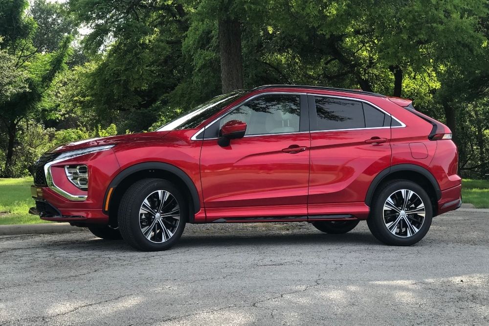 2022 Mitsubishi Eclipse Cross Strikes Balance Between Upscale and Outdoorsy