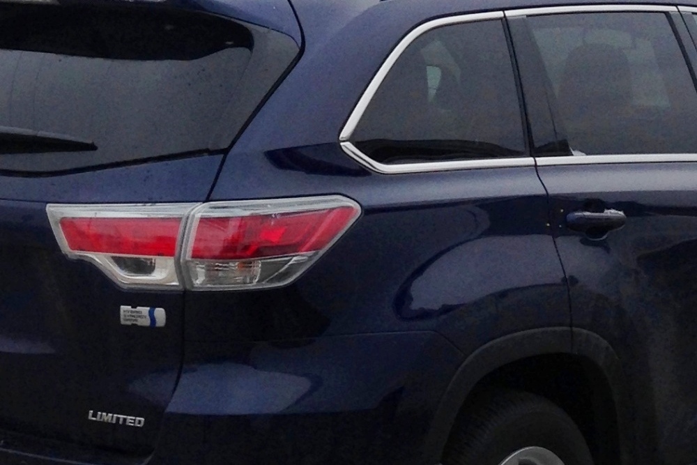 2015 Toyota Highlander | New Car Review by Scott Tilley