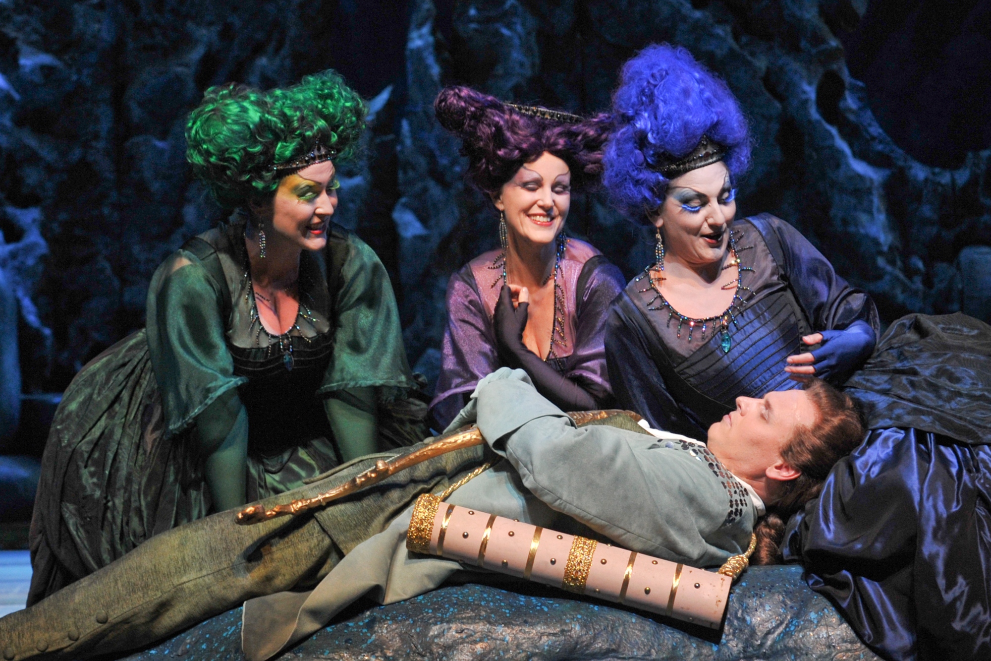 Enjoy an exhilarating showcase of ornate costuming, elaborate scenery, and racy plots about life, love, and political intrigue. The Dallas Opera | Opera, Performances, Music, Seating Map | Dallas, Texas