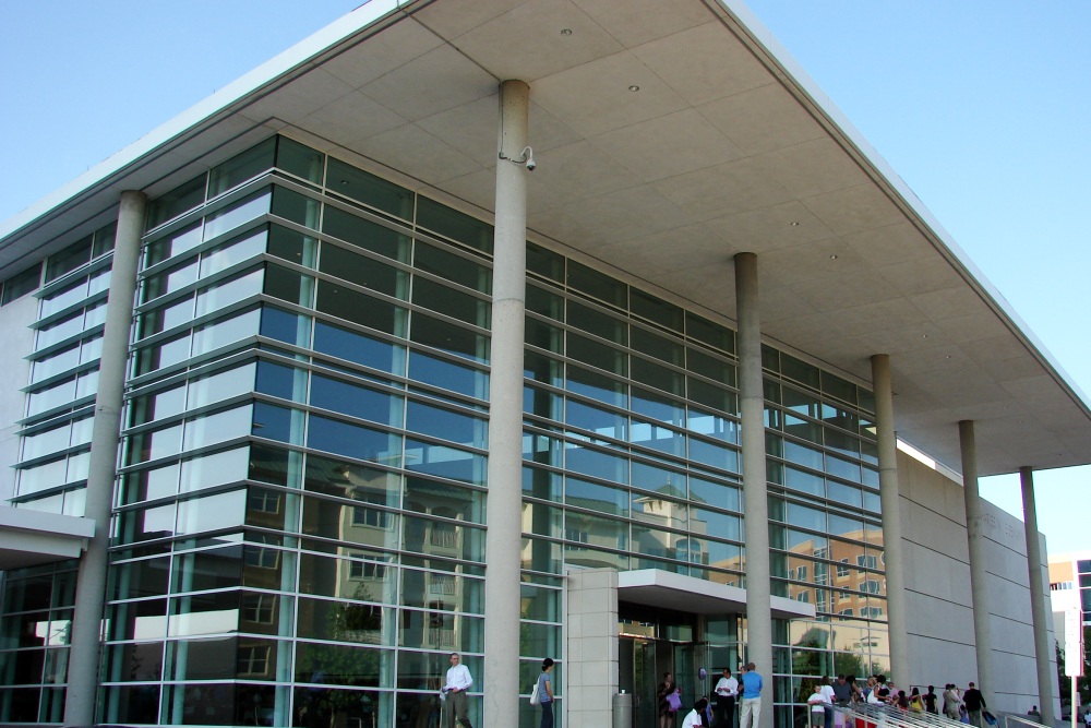 The cultural facility is located within the Galatyn Park Urban Center in the heart of Richardson's business and technology area. Eisemann Center is One of the Leading Performing Arts Facilities Serving Dallas/Fort Worth | Richardson, Texas, USA